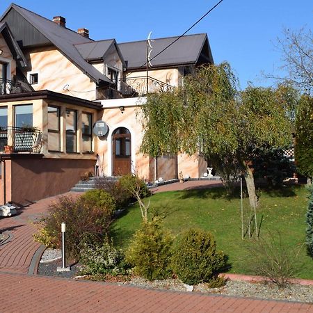 Pensjonat Agroturystyczny Mularczyk Wloszczowa Luaran gambar